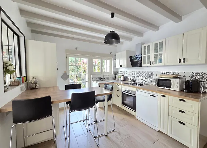 Maison Magnolia Proche De La à Marie De Ré *